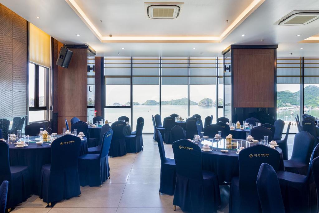 CAT BA GRAND BUDAPEST