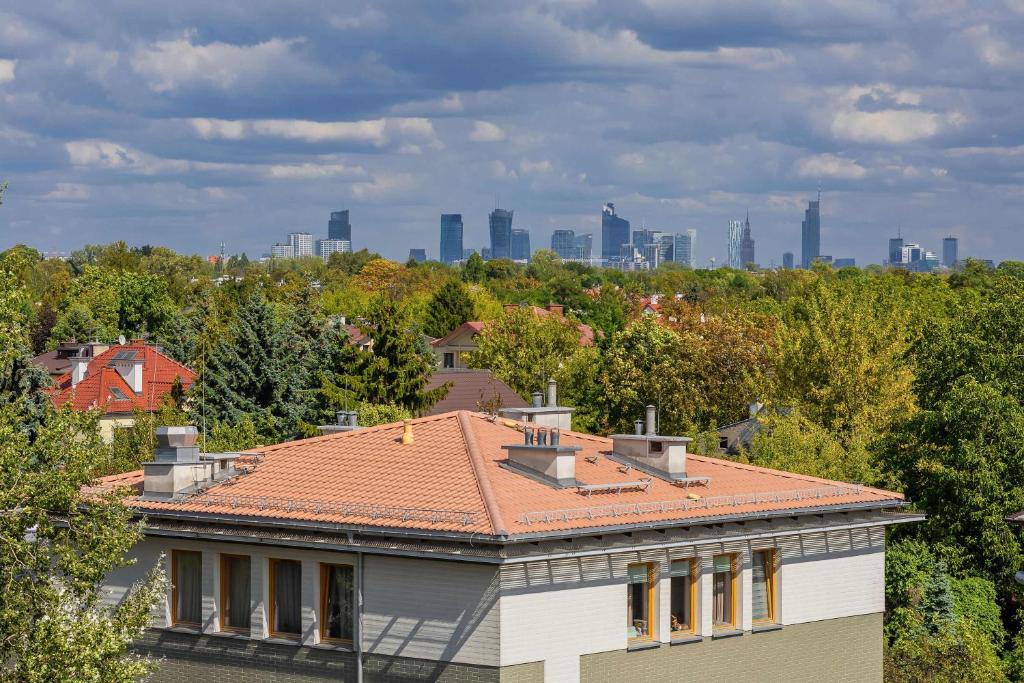 Stylish & Spacious Family Apartment with City Panorama View by Nocleg Renters 2
