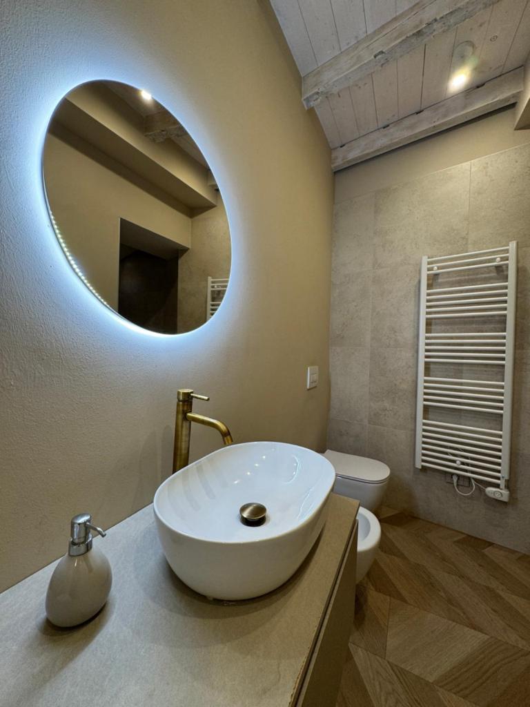 Pedroom Via San Tomaso 8