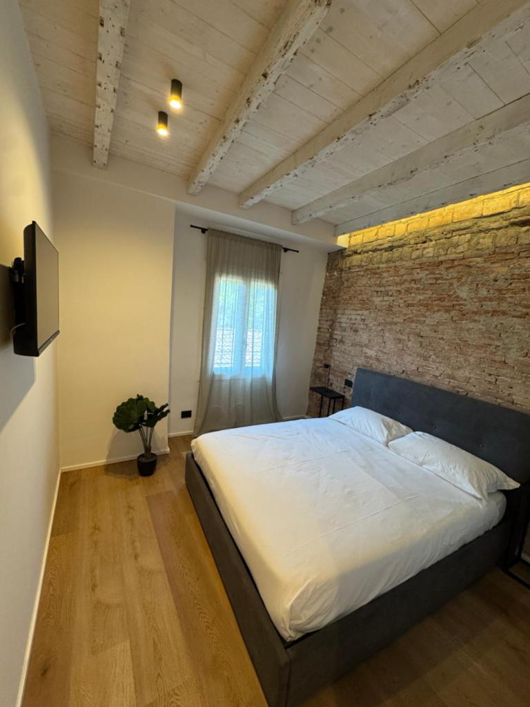 Pedroom Via San Tomaso 7