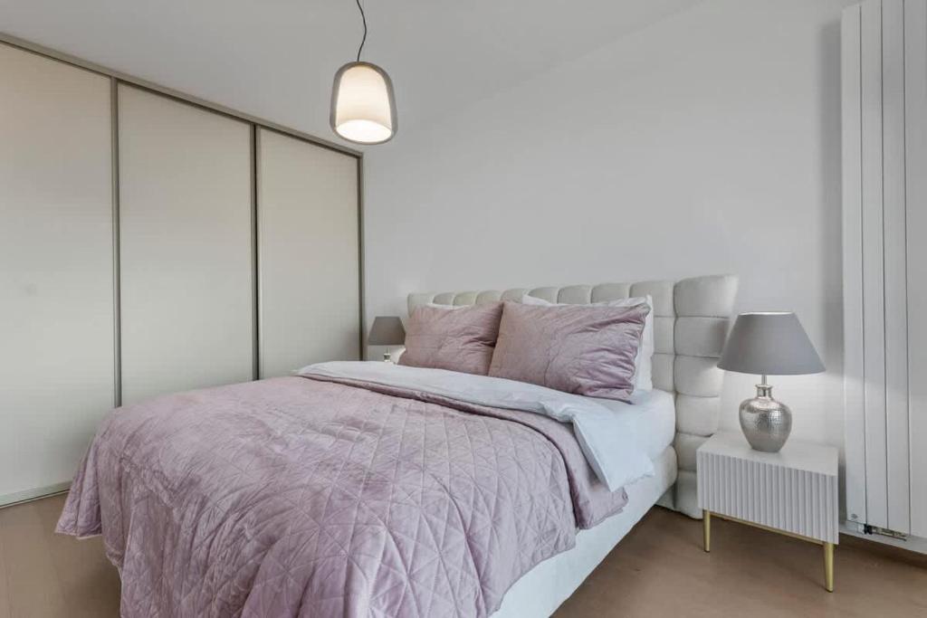 Eurovea Tower Apt 1 Danube View 8