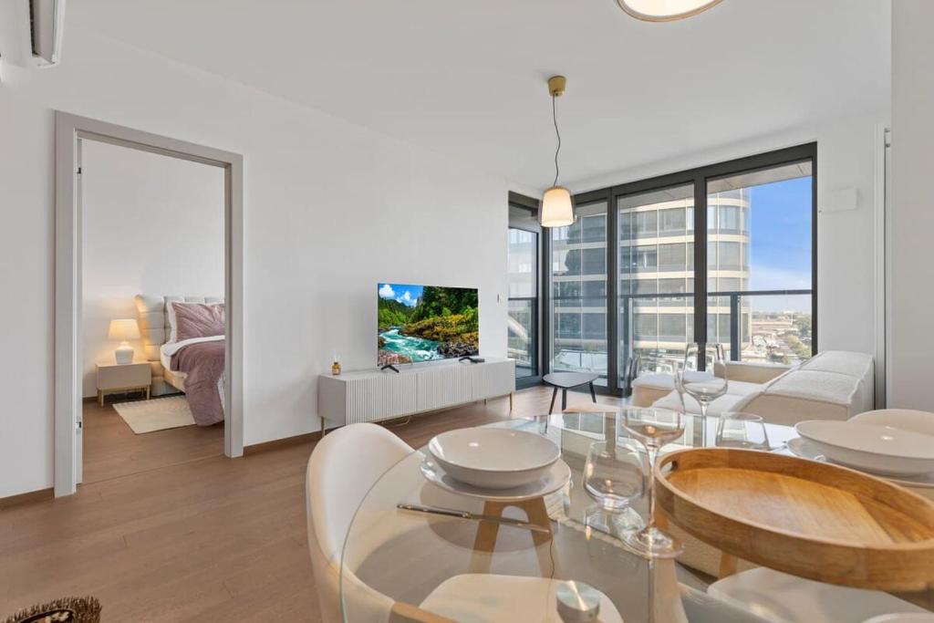 Eurovea Tower Apt 3 River View 2