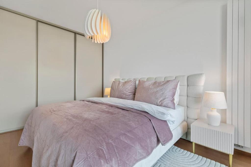 Eurovea Tower Apt 3 River View 7