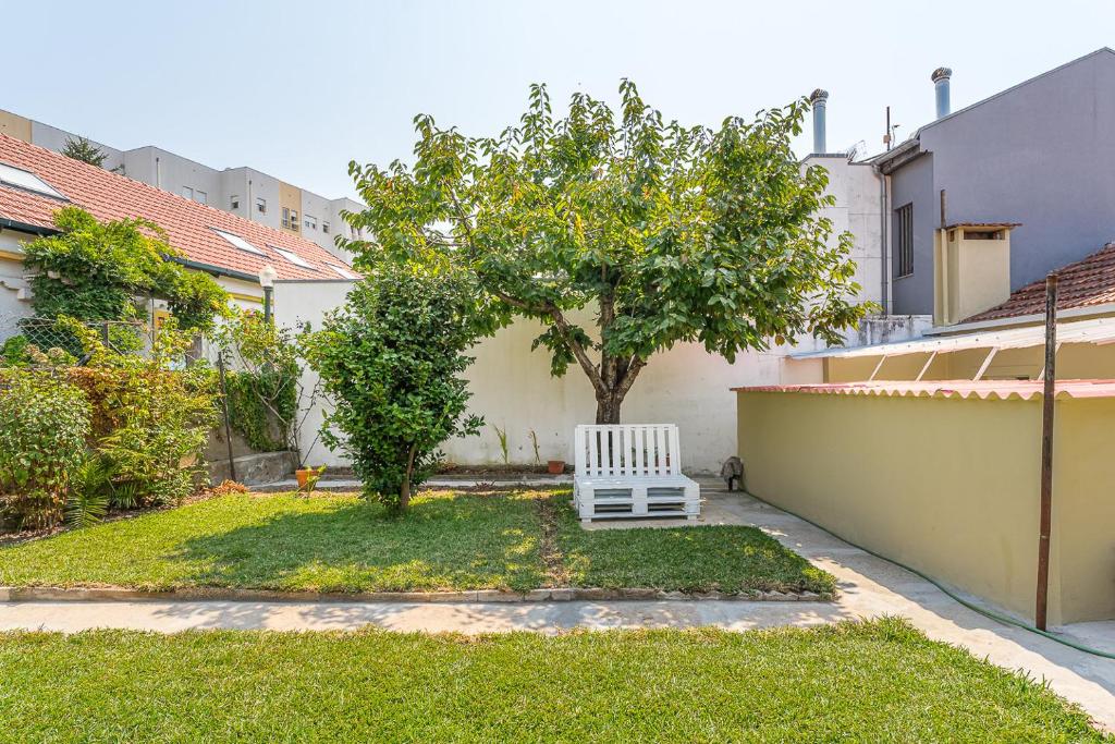 GuestReady - Rosemary's lovely home with a garden 5