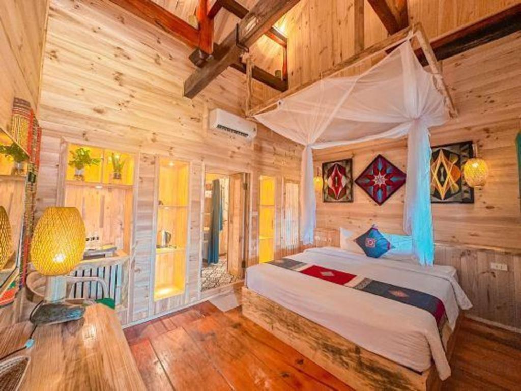 Phoenix Moc Chau Resort