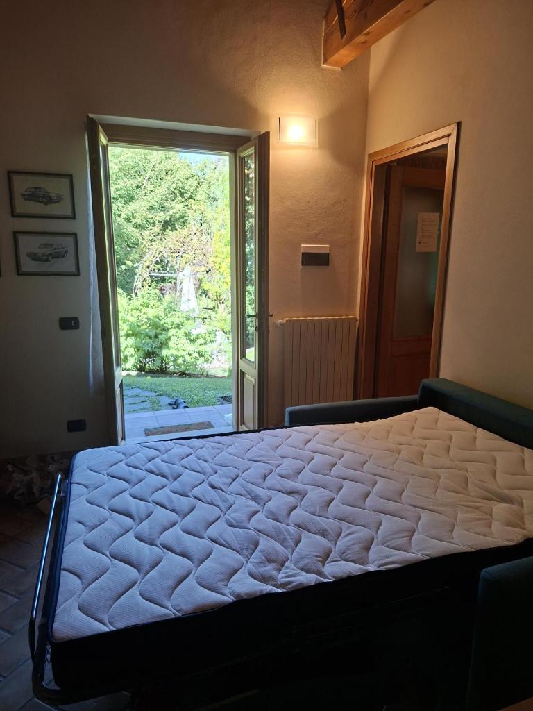 The Dependance of the Villa Isabella Stresa by the little river with private dedicated parking 8
