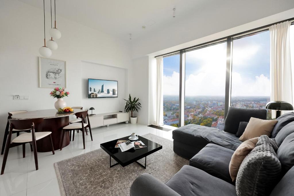 Sky Tower Apartamenty - In The Sky Apartments 4
