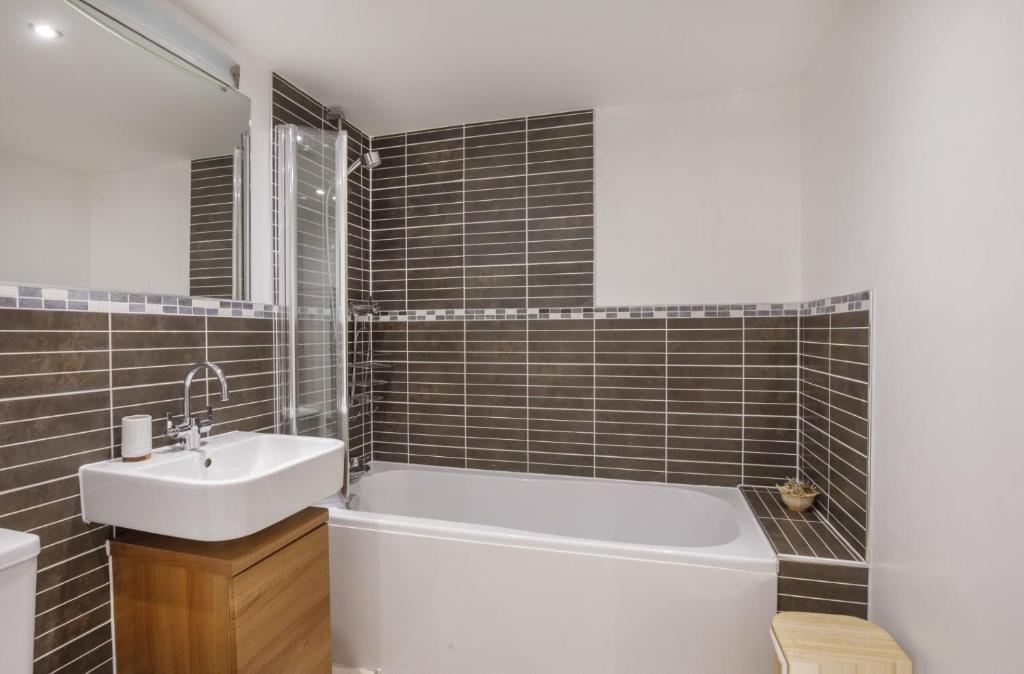 22 John Walker House York stay with Parking and Lift 3