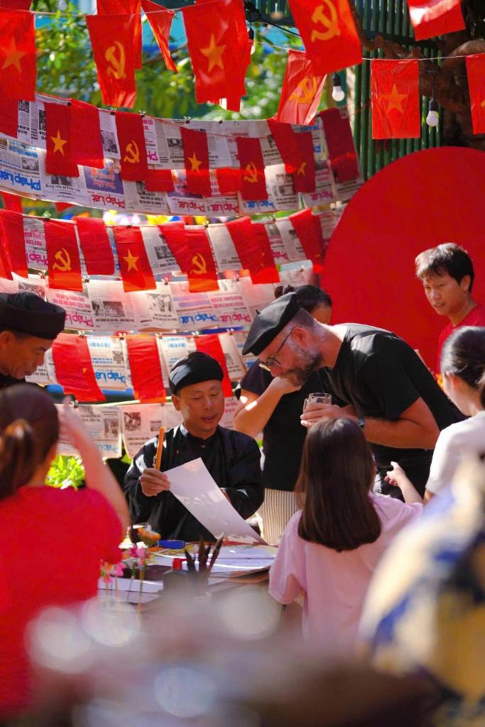 SECRET GARDEN CAT BA