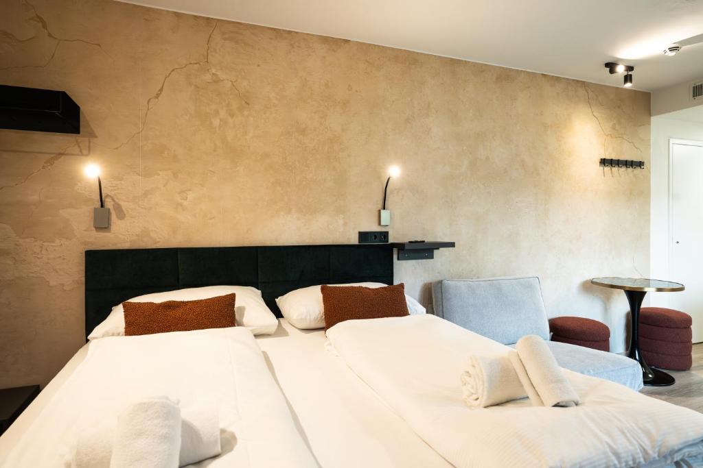 Blackhome Innsbruck Tivoli 8