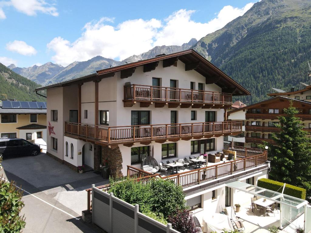 Haus Montjola 1