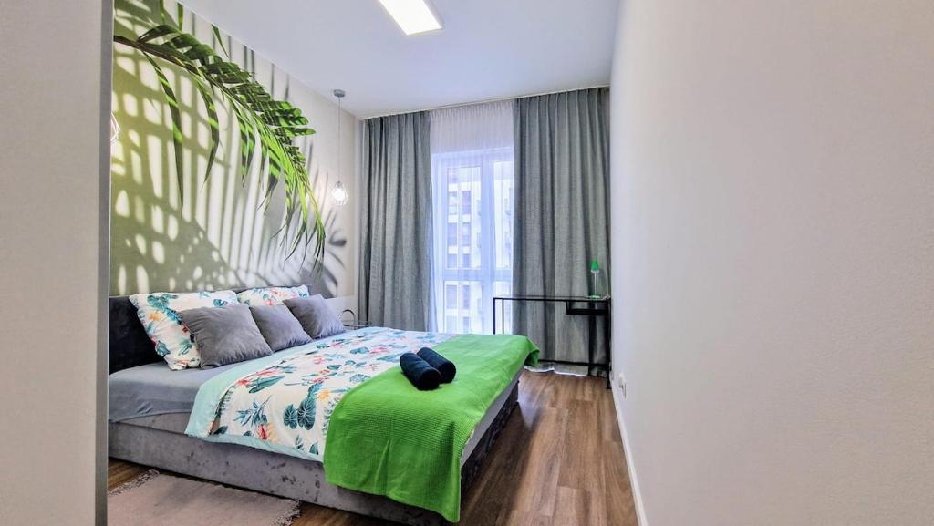 Very Stylish II & Secure Penthouse -Free Parking 2