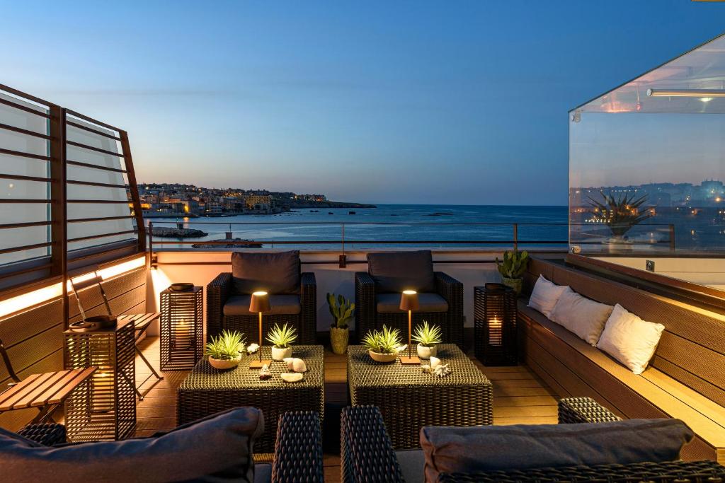 Lucea Sea Terrace by Ortigiapartments