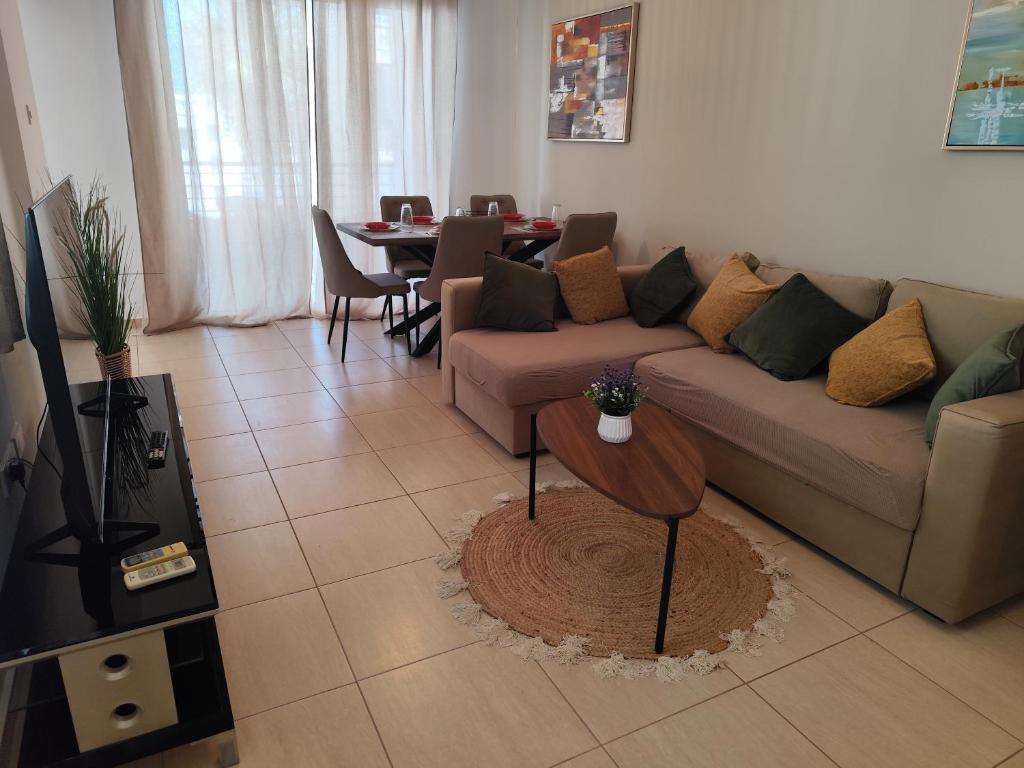Julia Holiday Apartment 5