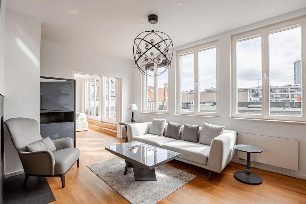 Skyline high-end City Penthouse 2