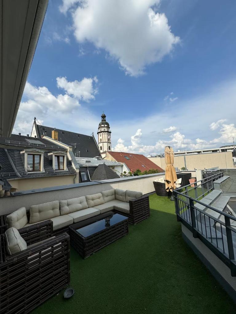 Skyline high-end City Penthouse 3