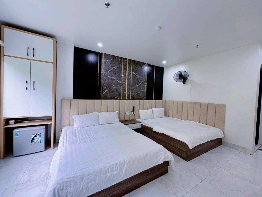 Cat Ba Special Girls