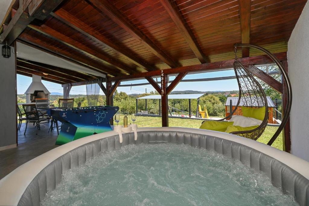 Kuća za odmor DIVA*** 4