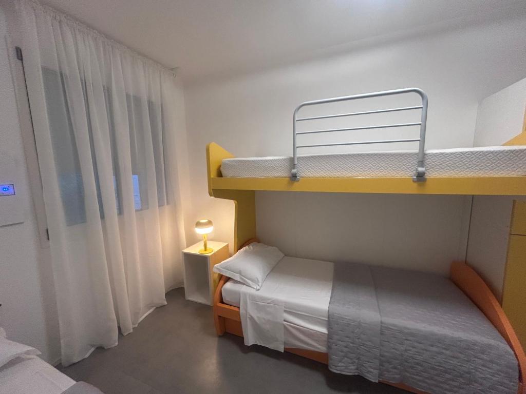 White Villa 7