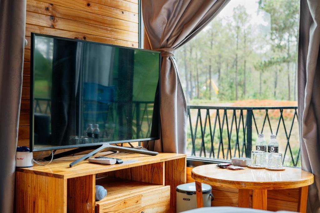 Phoenix Moc Chau Resort