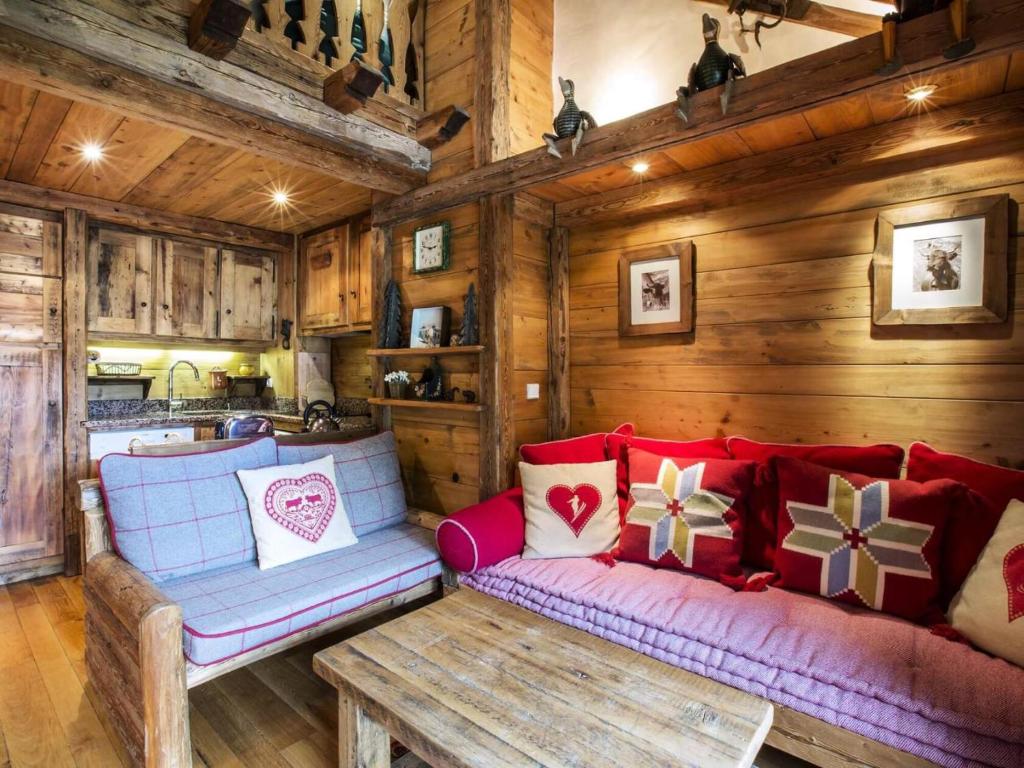 Chalet Lecommandeur - Appartement duplex confortable Ski aux pieds Balcon MAE-7423