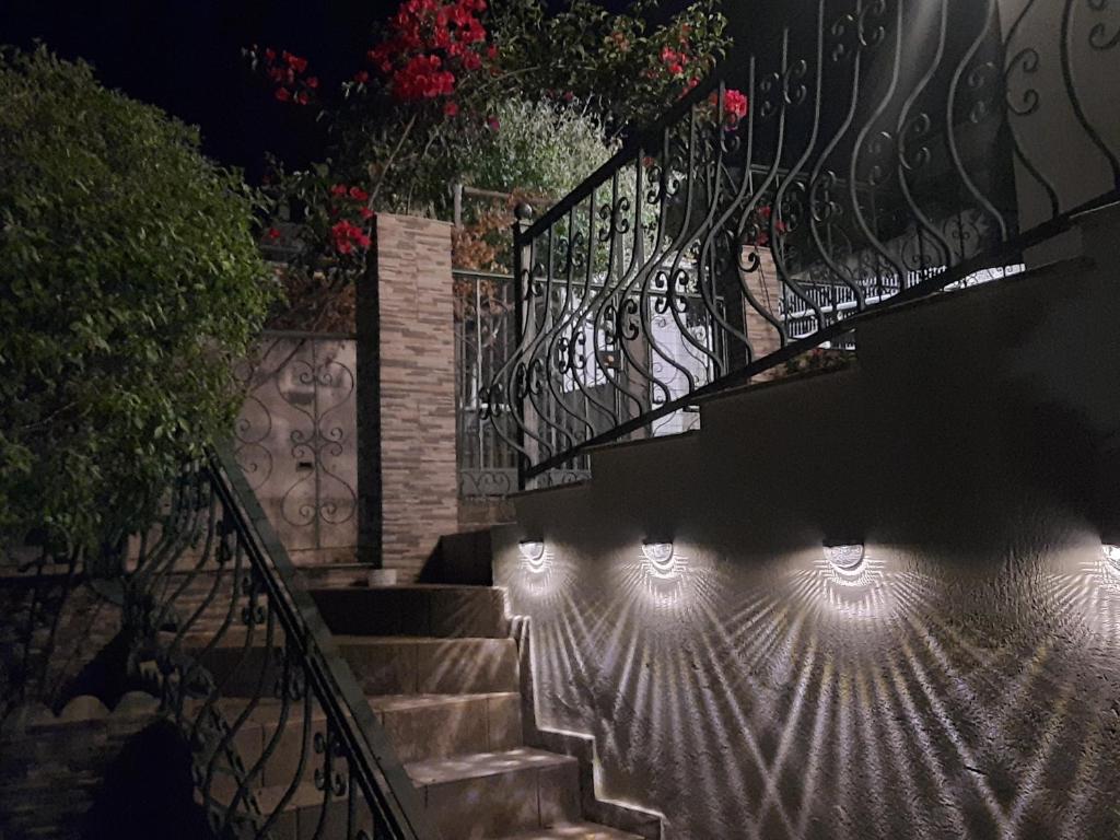 Ella's Sea View Villa 3