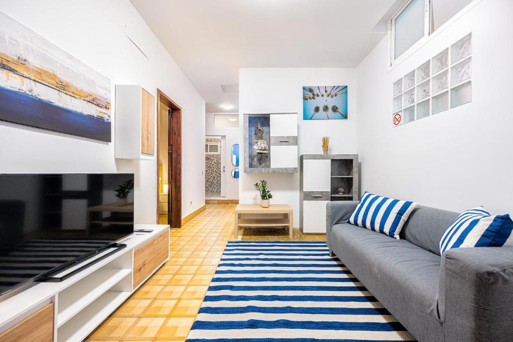 Lunin Apartments 6