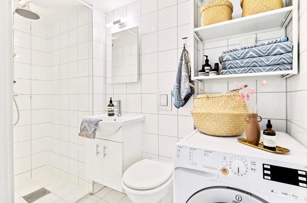 Bright & modern flat in City Center! 3