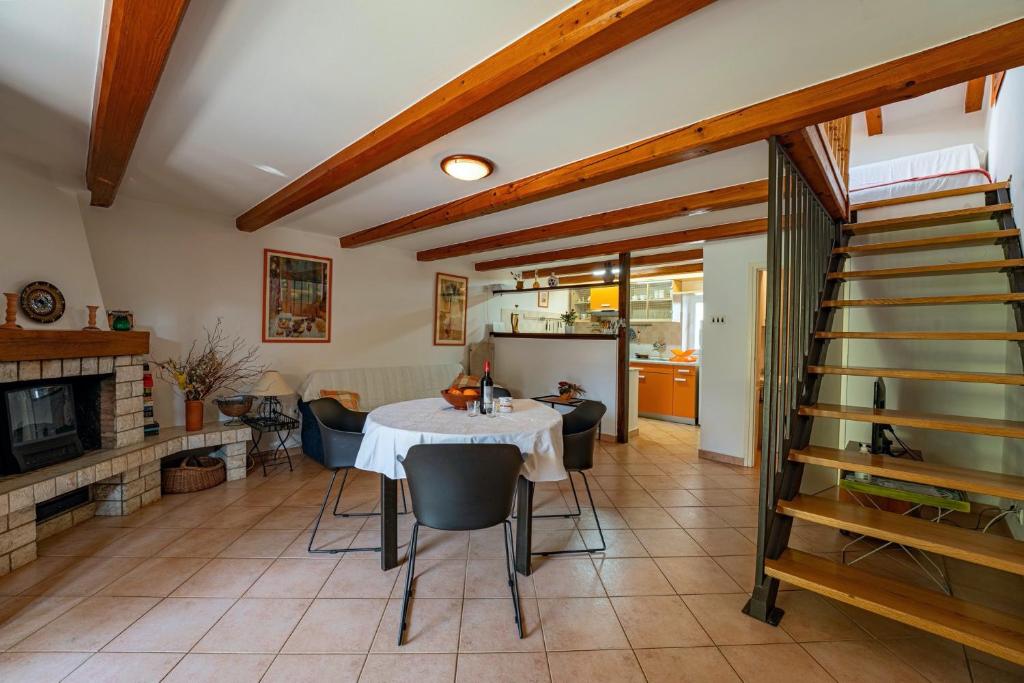 Vesna in Rovinjsko Selo (Haus für 2-4 Personen) 8