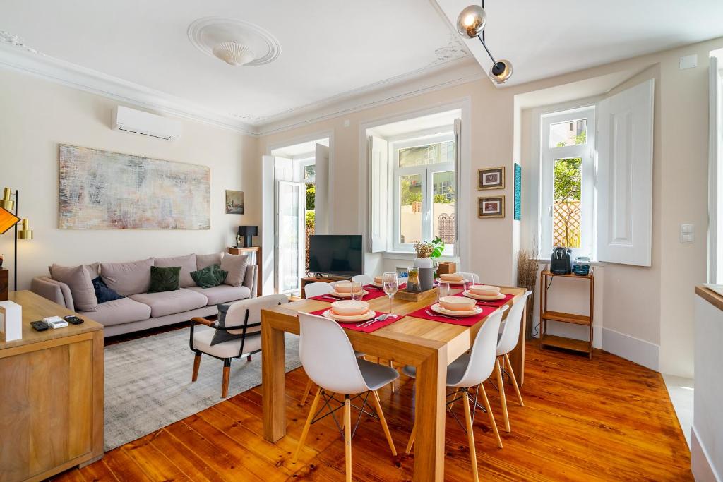 Lisbon Design Flat, Luxury, 7 People, Pool Garden 4
