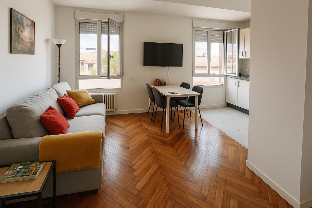 Apartment 1 next to the bay and the cathedral 5