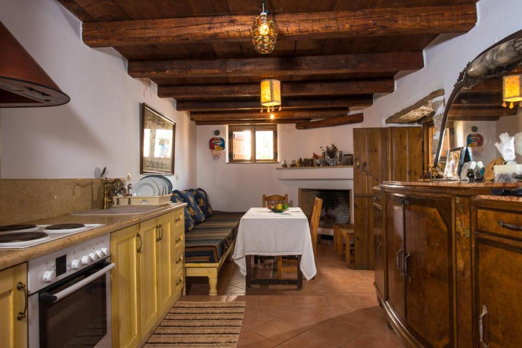 El Greco Traditional Houses 8