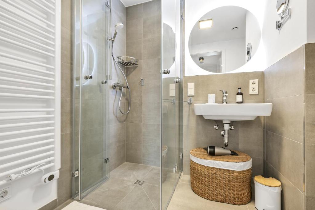 cruwzo I Regensburg Towers - Design Apartments 3