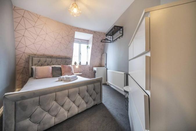 Family Friendly Apartment in Cathedral Quarter 2
