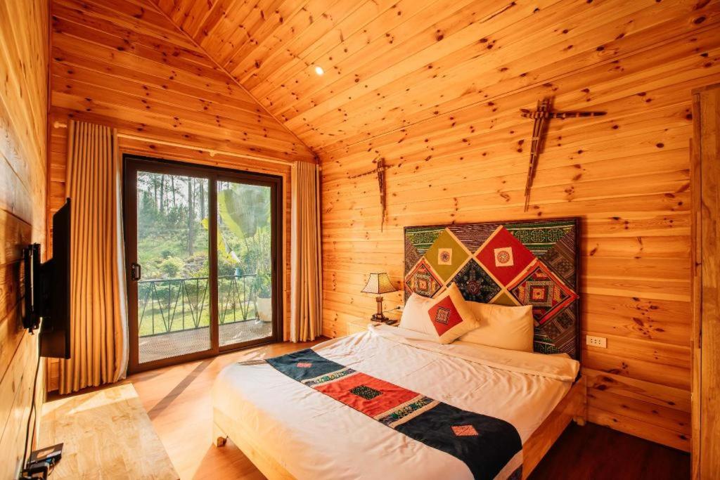 Phoenix Moc Chau Resort