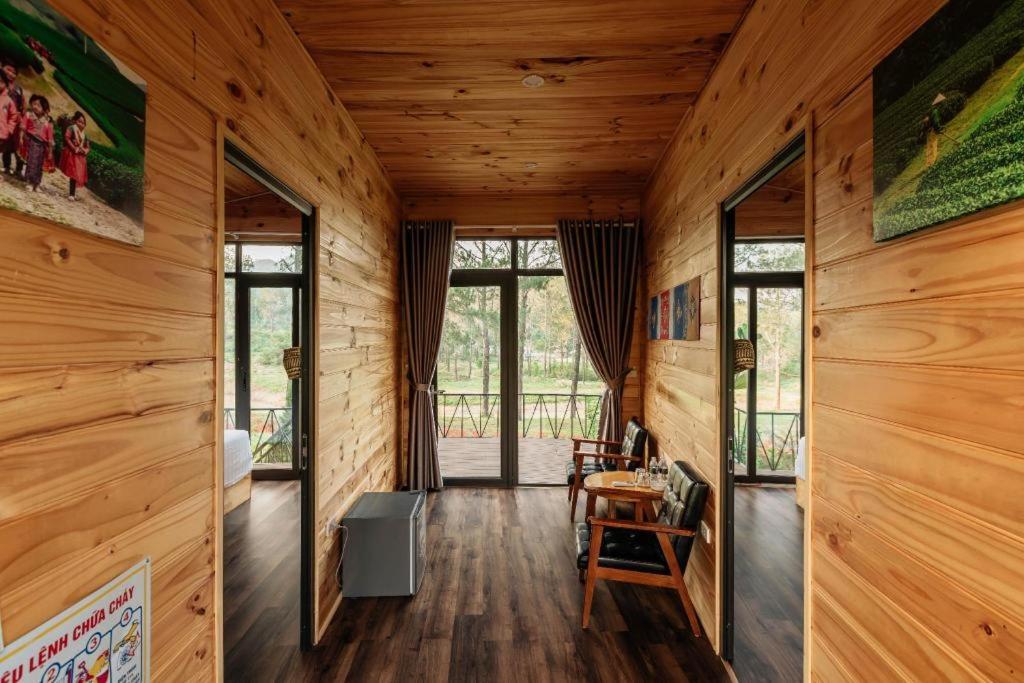 Phoenix Moc Chau Resort