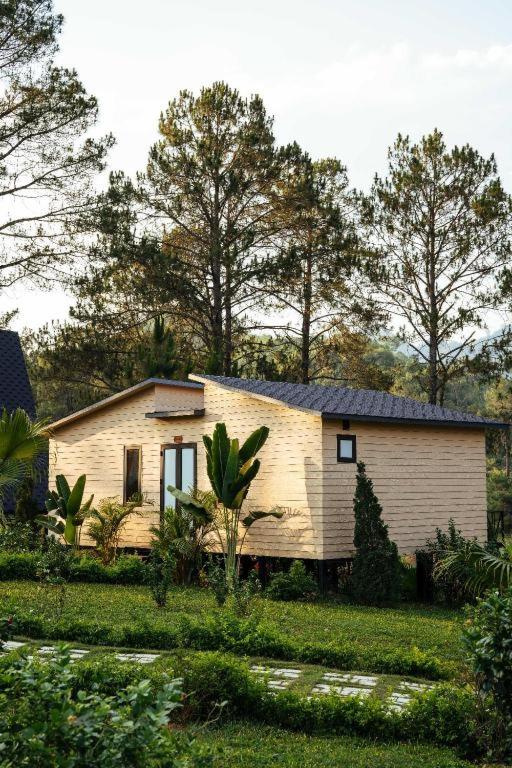 Phoenix Moc Chau Resort