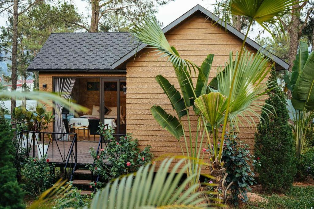 Phoenix Moc Chau Resort