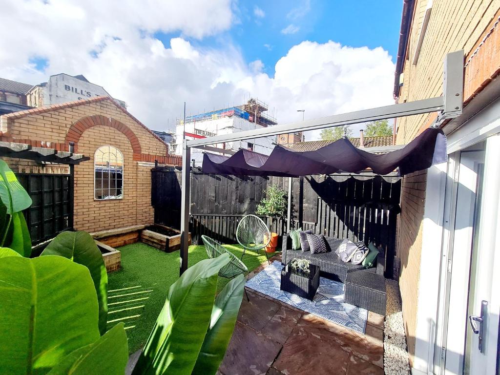Urban 4BR house - Central-FREE parking-NO PARTY 6