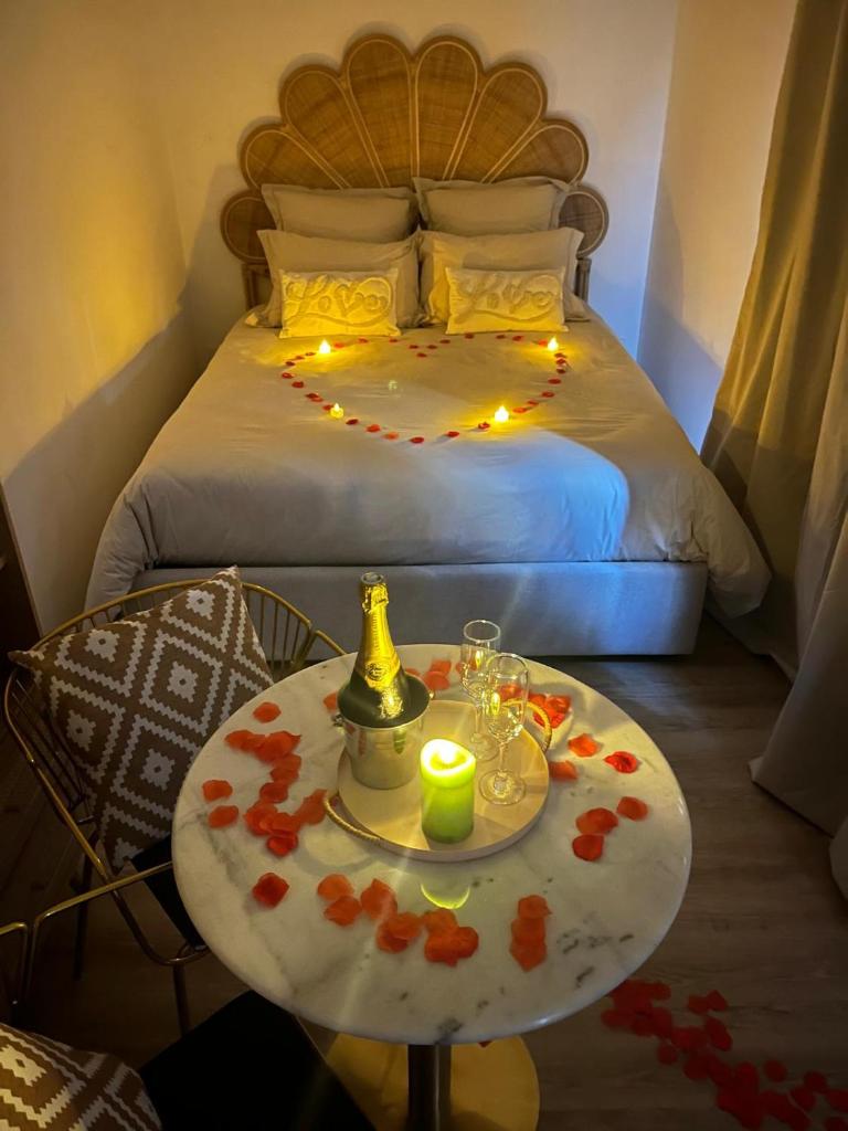 La suite de cœurs avec jacuzzi 8