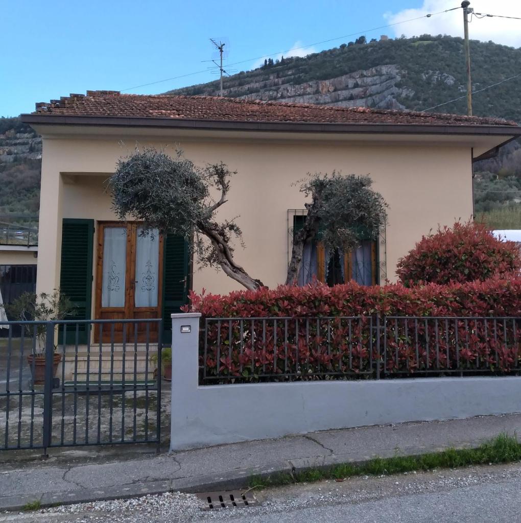 Casa Tesi 1