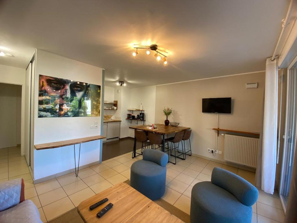 Beauregard- Charmant 2 chambres, terrasse & garage 8