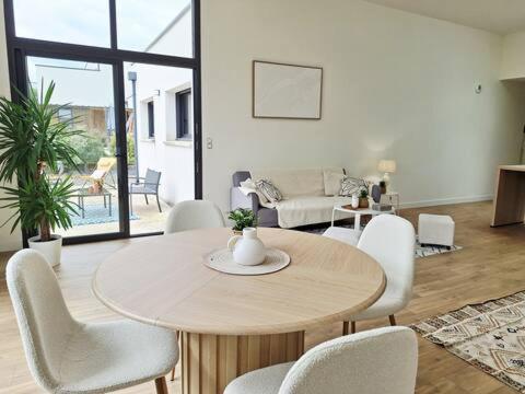 Villa Kerluz - sleeps 6 in great comfort 4