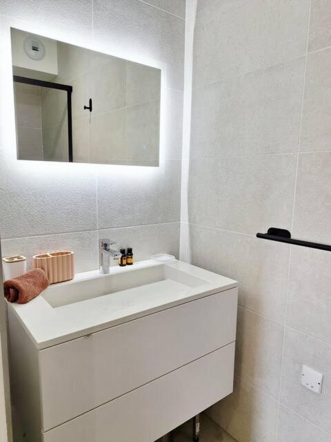 Villa Kerluz - sleeps 6 in great comfort 8