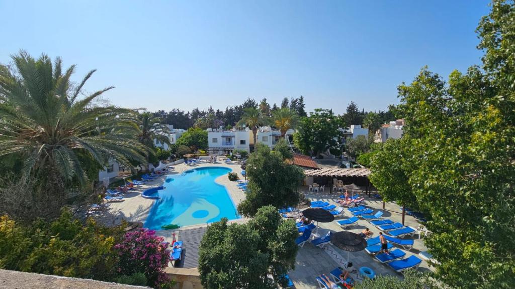 Paphos Gardens Mimoza 209 4