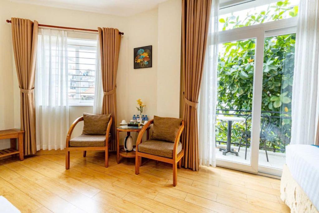 Blue Diamond Airport - Tân Sơn Nhất