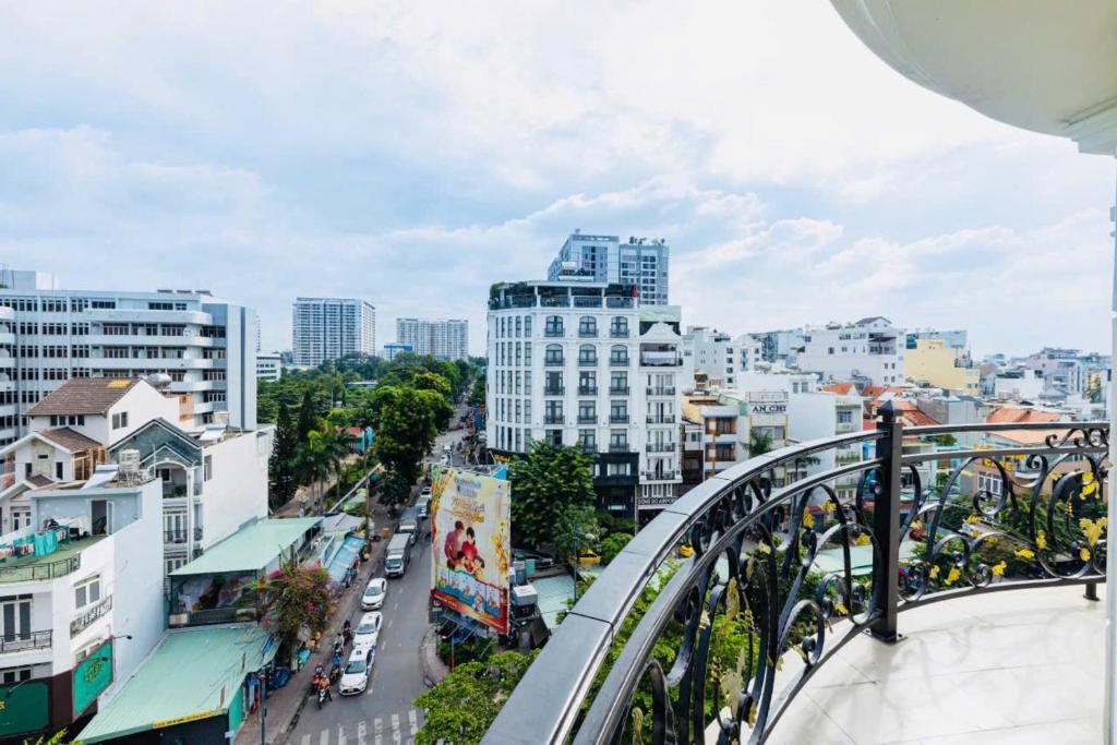 Blue Diamond Airport - Tân Sơn Nhất