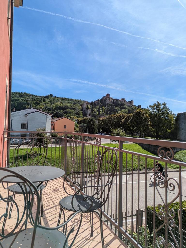 La Finestra Sul Castello 6