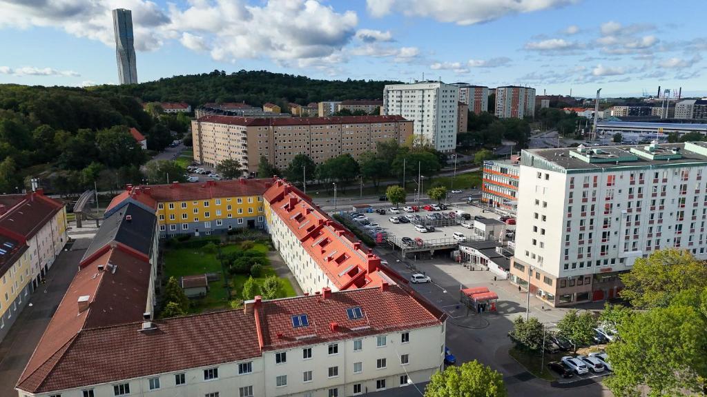 Stylish, Central Studio Close to Tram & Shops 2