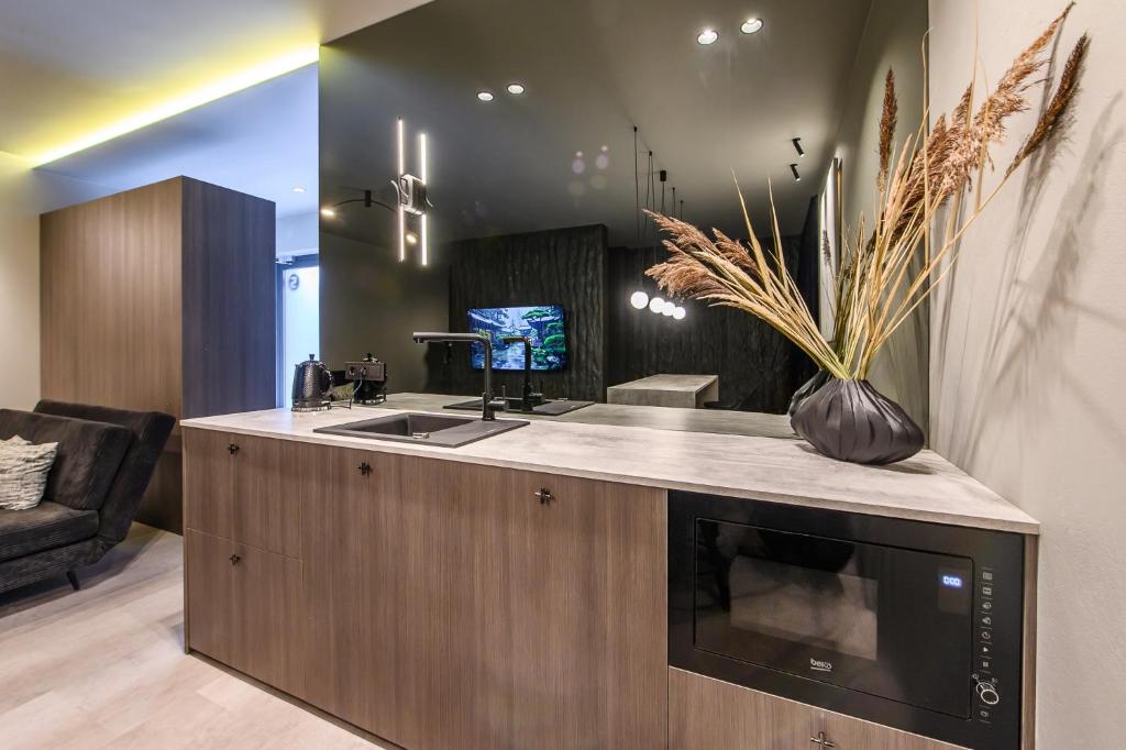 Jacuzzi Cinema Shibui 5 4